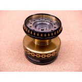 STUDIO OceanMark・CUSTOM SPOOL NO LIMITS 20ST8000RC/BBG(ブルーブラックゴールド)