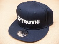 TRUTH JAPAN × NEWERA Original Cap フラットバイザー 2025・ディープネイビー/ホワイト