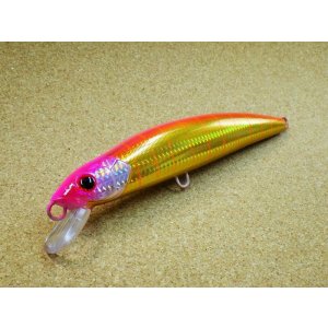 画像: Mangrove Studio・STRIKE PRO Magnum Minnow 200 Bevel Swimmer /ゴールデングローギーゴ(グローバック)